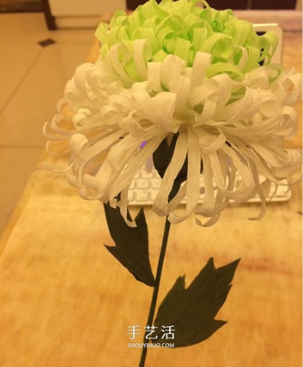 How to make chrysanthemums with crepe paper and make chrysanthemums from crepe paper for Double Ninth Festival