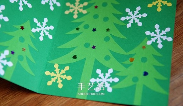 DIY Christmas card making tutorial and feel the little beauty of flowing colors