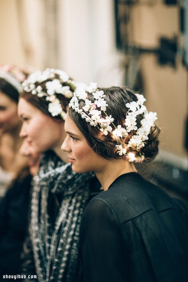 Reem Acra Fall 2015 Stunning Wedding Tiara