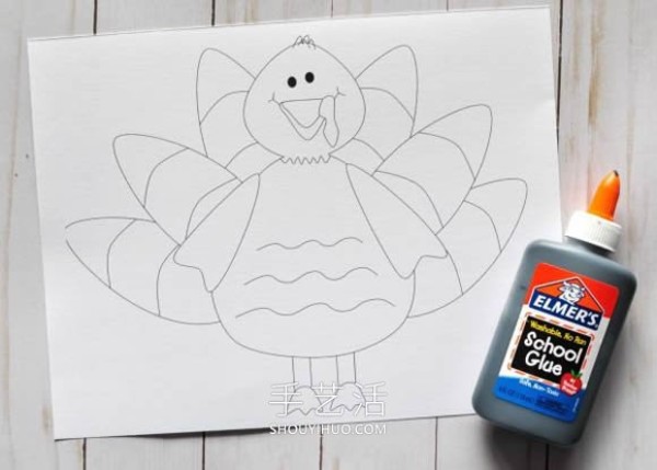 A simple hand-painted tutorial on how to make a paper turkey