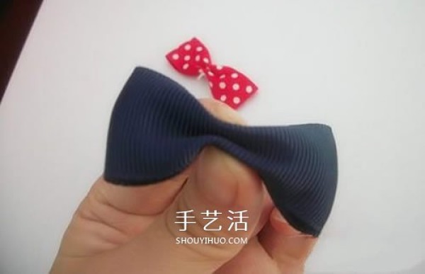 Homemade childrens bow hairpin, handmade DIY little girls bow hairpin