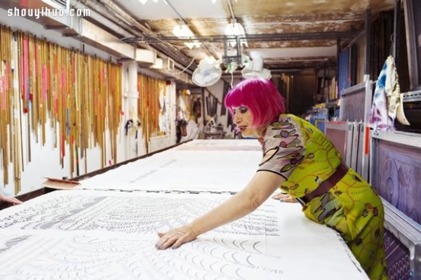 The immortal legendary master in the fashion industry ZANDRA RHODES