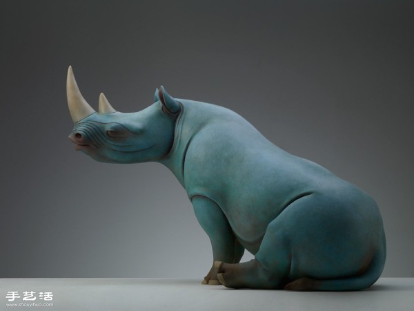 Surreal animal sculptures containing vitality