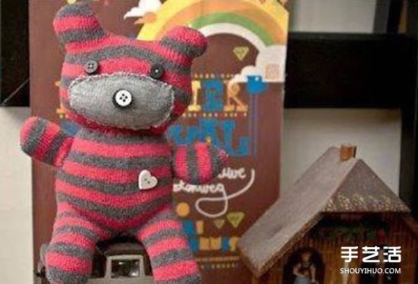 Sock bear handmade tutorial plush bear with socks illustration