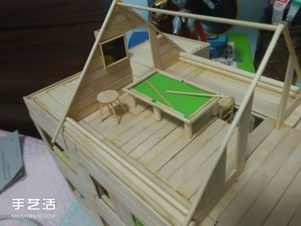 Disposable chopsticks are used to hand-make a life-like villa model, the steps are complete! 