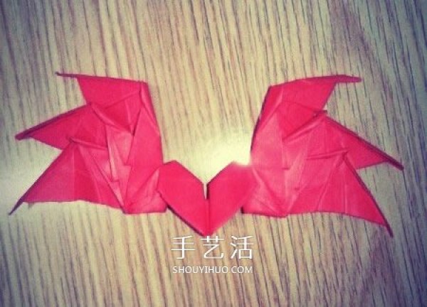 How to fold the six-winged seraphs heart origami with six-winged heart and illustration