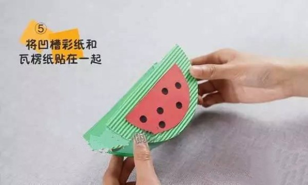 Cultivate your childs imagination, start with this simple little craft!