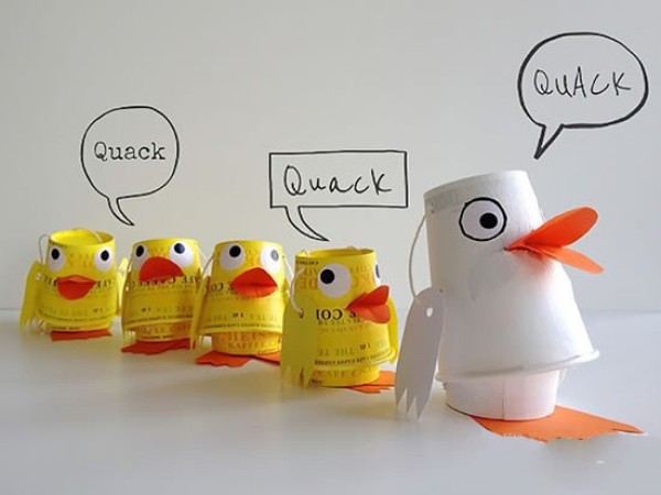 How to make duck paper cup dolls