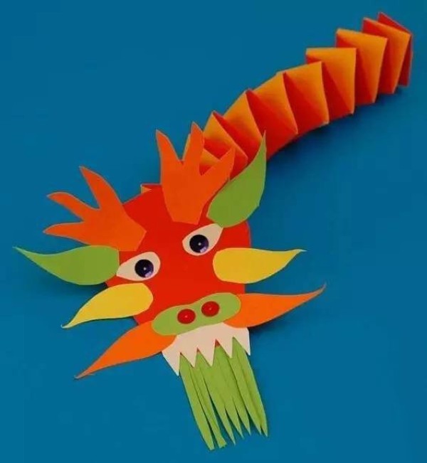 A piece of paper turns into jumping animals, folding rainbows... super easy!