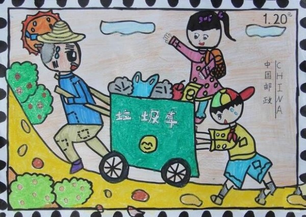 Helping sanitation workers push carts, third graders learn from Lei Feng’s paintings and display them