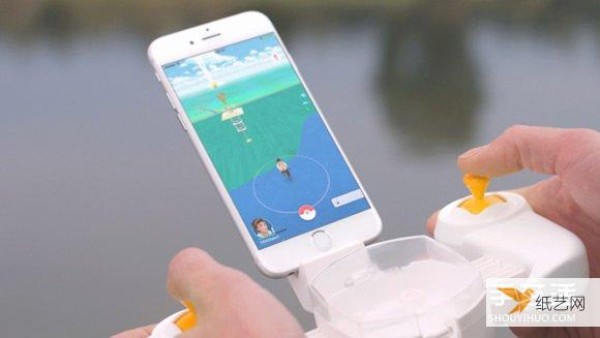 Travel across the ocean to catch monsters! A very cute flying baby ball Poké-drone