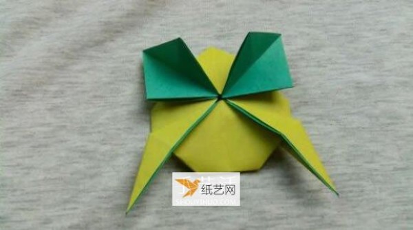 Detailed explanation of the steps of three-dimensional frog origami