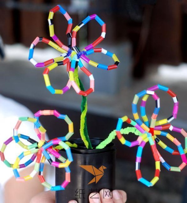 Cute handmade straw flower tutorial for children