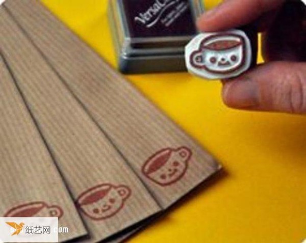 There is always a hand-making tutorial for 40 personalized rubber stamps that suits you