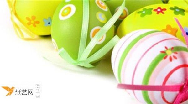 The whole process of making Easter eggs for kindergarten children