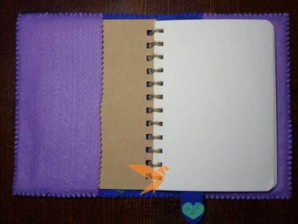 Tutorial on making cute heart-shaped non-woven cover