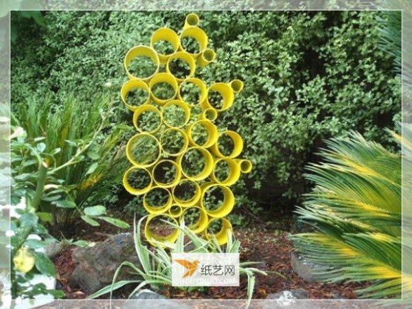 Tutorial on making garden sculptures using PVC pipes