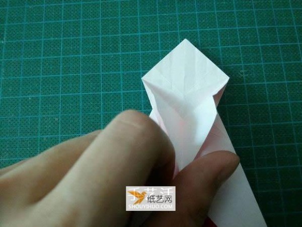 Detailed illustrated tutorial on how to fold the Christmas crane