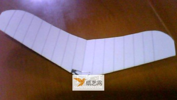 Illustration of folding method of Paperang paper airplane