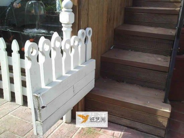 Tutorial on how to make your own small wooden garden fence