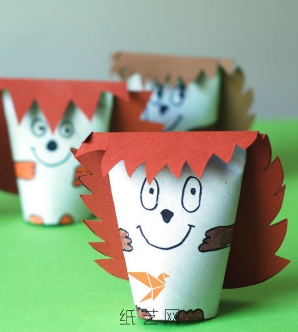 Childrens crafts that turn toilet paper tubes into treasure and make little hedgehogs