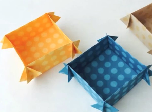 Origami box making tutorial for cute origami storage box