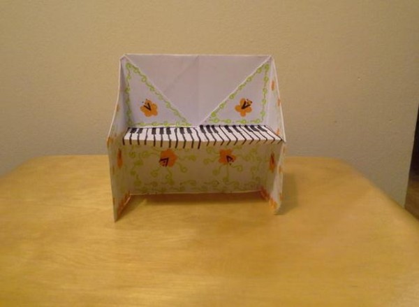 Childrens handmade origami piano making tutorial