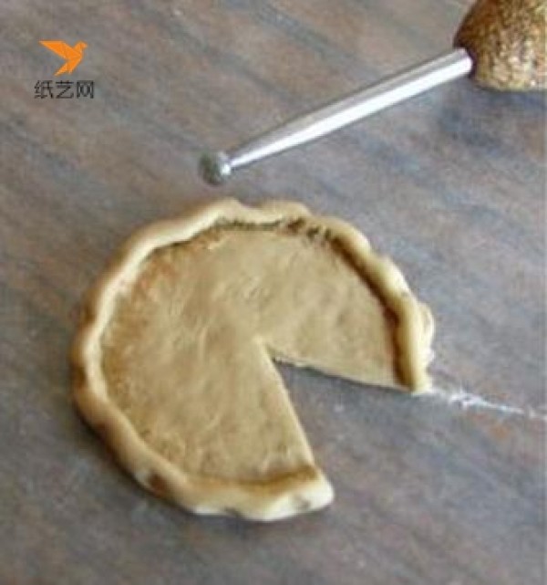 Tutorial on how to make delicious apple pie with super light clay