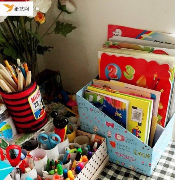 How to use waste milk cartons to make personalized storage racks