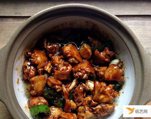 Detailed demonstration of how to cook homemade stir-fried ginger chicken wings