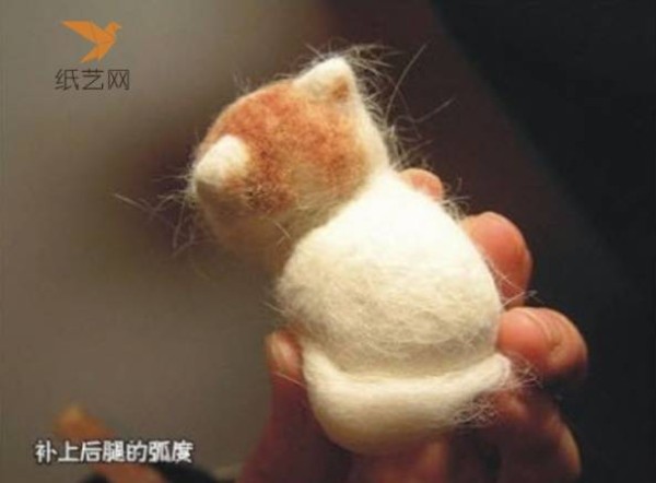 Wool felt tutorial Wool felt white fur yellow dot pattern cat making tutorial