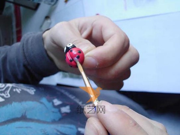 Tutorial on how to make cute ladybug earrings made of ultra-light clay