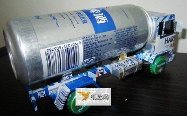 How to make a handmade oil tanker model using discarded cans