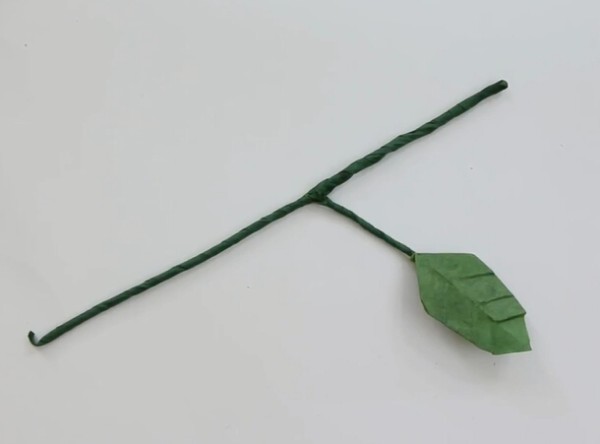 Origami rose leaves and stems handmade tutorial