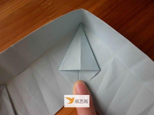 Use origami to make a love box with a lid for Valentine’s Day