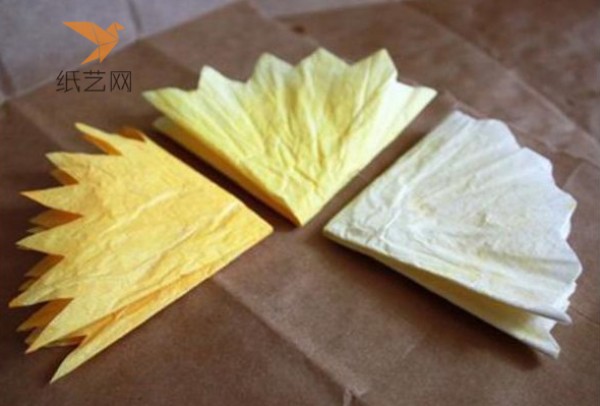 Paper art tutorial teaches you step by step how to make paper peony flowers.