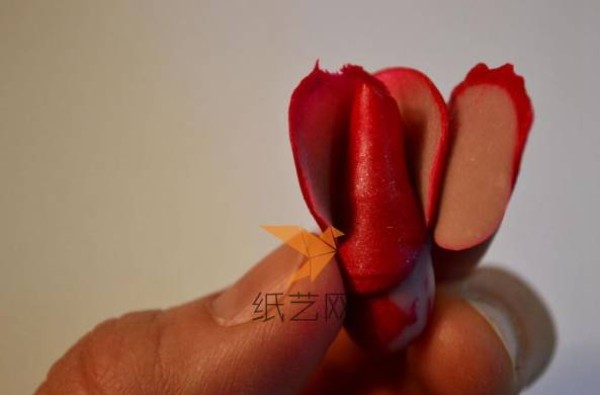 Tutorial on how to make a red rose ring made of ultra-light clay