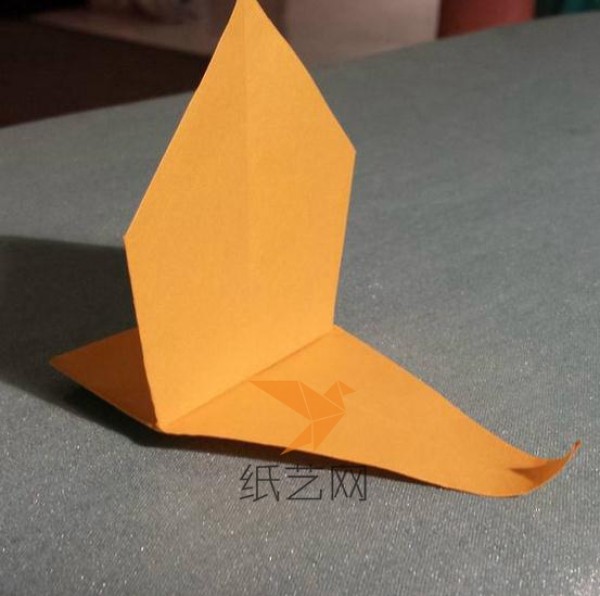 Origami snail making tutorial for children