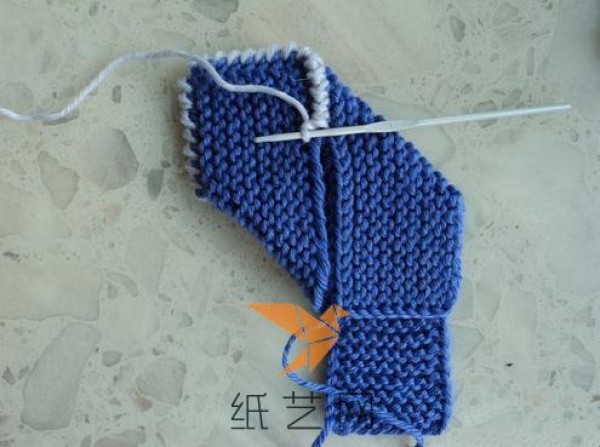 Tutorial on making woolen home shoes with stick knitting