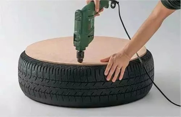 Turning waste into treasure! Replaced tires can also be repurposed! Tires turn into furniture decoration!