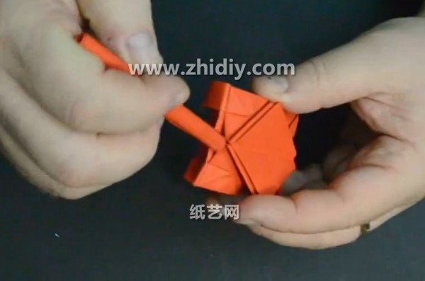 How to make an ordinary origami tank