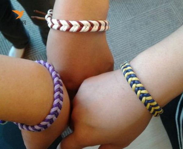 Sisterly Love Handmade DIY Bracelet Weaving Tutorial