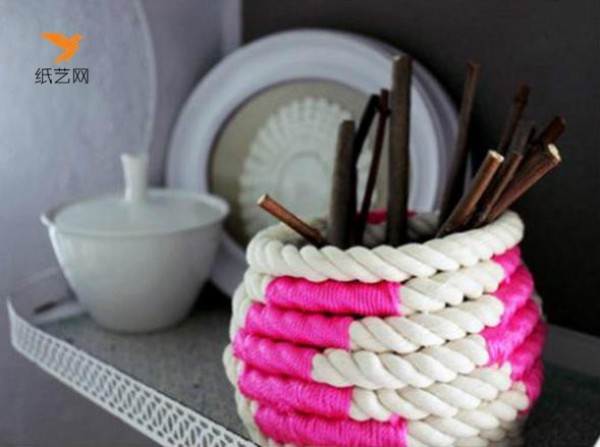 Illustrated tutorial on how to make beautiful hand-made artistic woven baskets