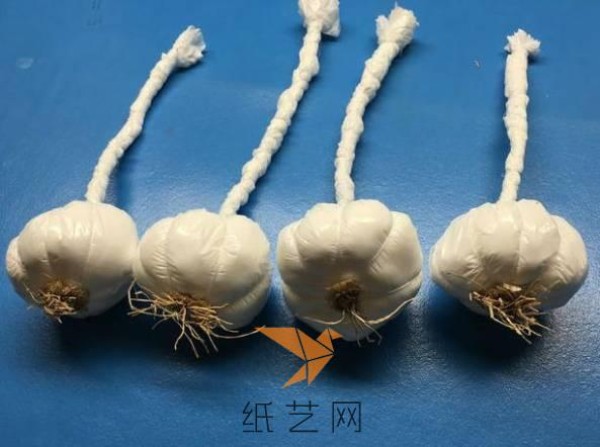 Interesting DIY garlic packaging tutorial