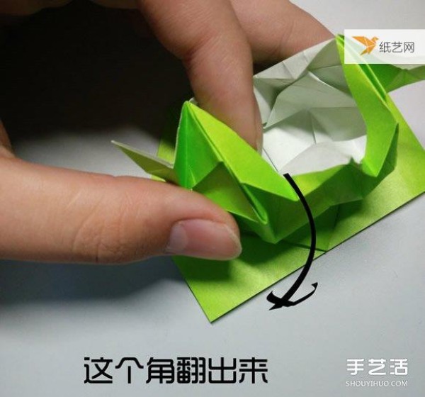 Illustration of the steps of origami of a very cute three-dimensional duck