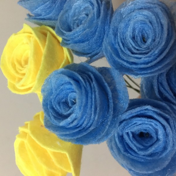 nonwoven rose