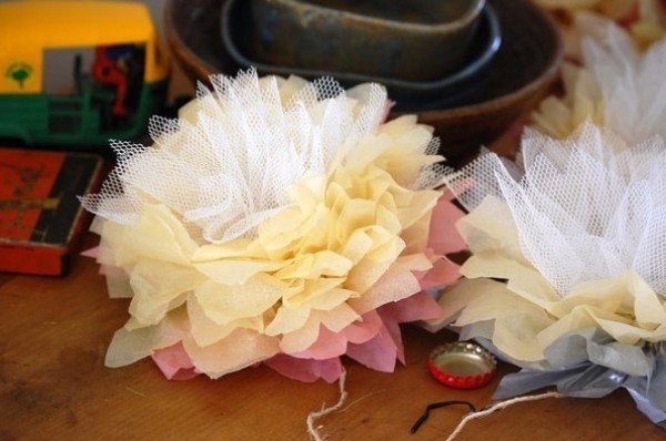 Tutorial on making beautiful handmade paper flowers using tissue paper and gauze