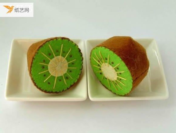 Pictures of handmade fruit delicacies models using non-woven materials