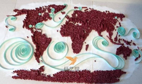 Tutorial on hand-making paper quilled world map