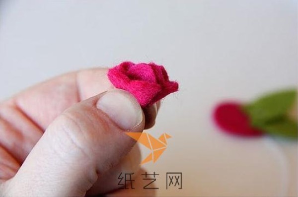 Tutorial on making cute and small non-woven flowers